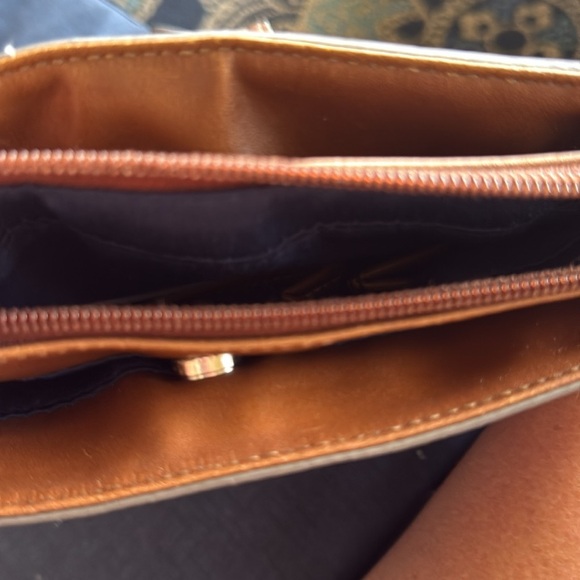 Chaps Ralph Lauren Preppy Nautical Stripe Crossbody Bag Navy Cream & Brown Trim - Picture 7 of 13